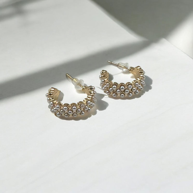 Single Gold Earring – Minimalist Statement Piece | SpotNGrab Lebanon