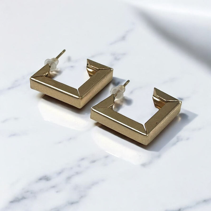Single open square gold earring – geometric modern jewelry from SpotNGrab Lebanon