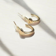 Single gold heart-shaped earring – SpotNGrab Lebanon romantic minimalist jewelry